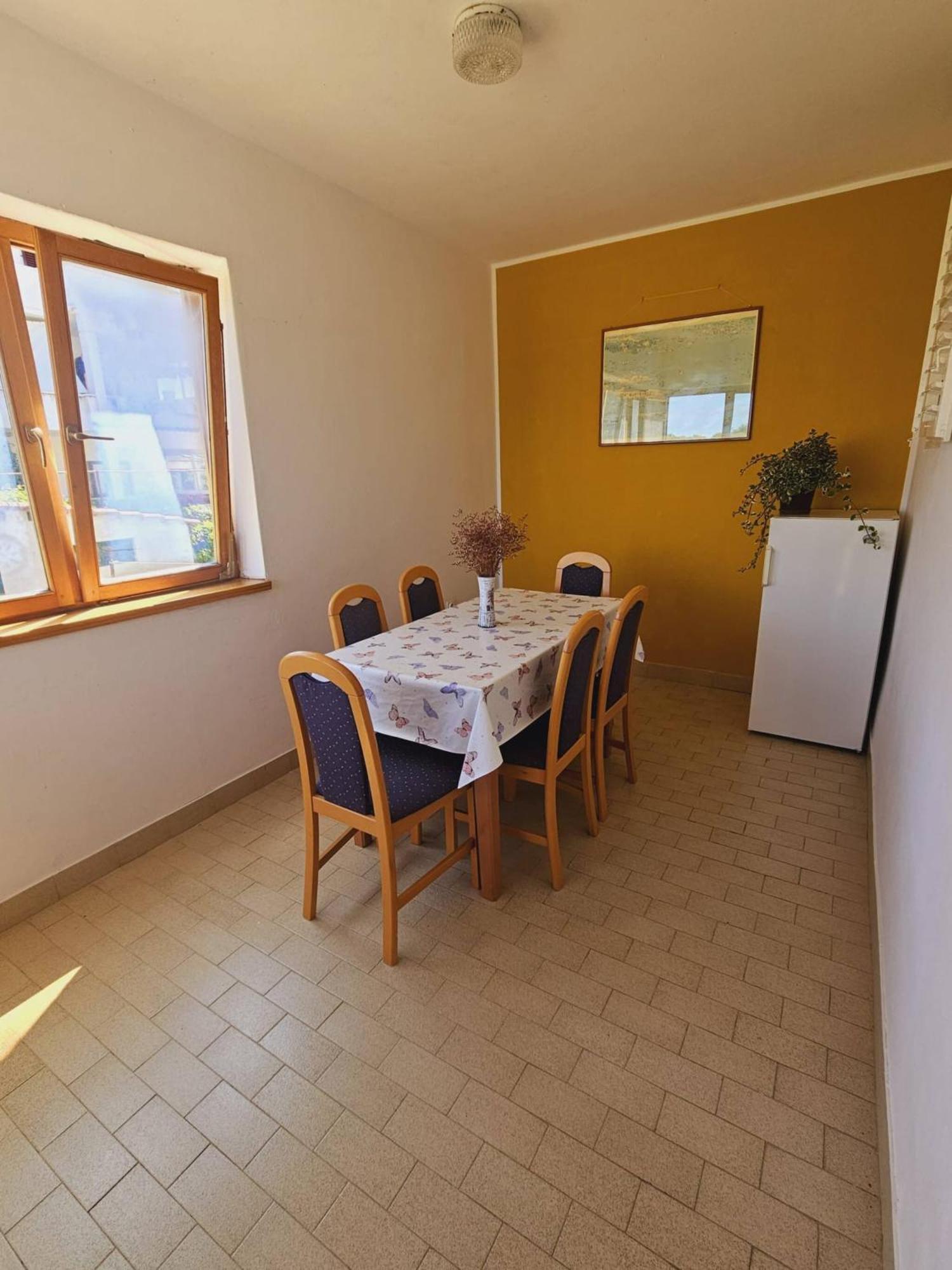Apartment Mario Murter Exteriör bild